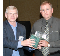 &nbsp;&nbsp;&nbsp;&nbsp;&nbsp; Dr. Rogers Leonard (right)